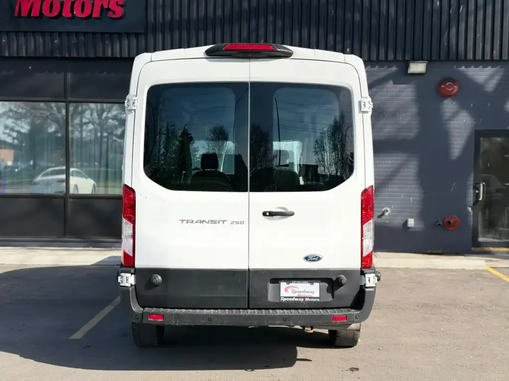 Ford Transit 2020 photo 4