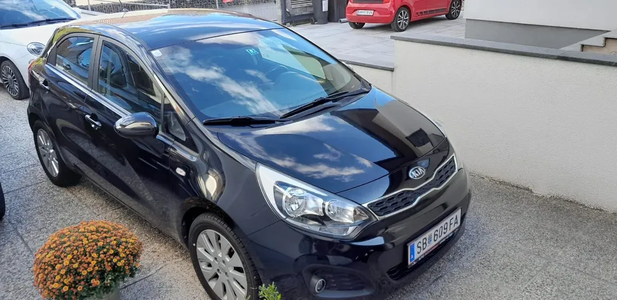 Kia Rio 2015 photo 2