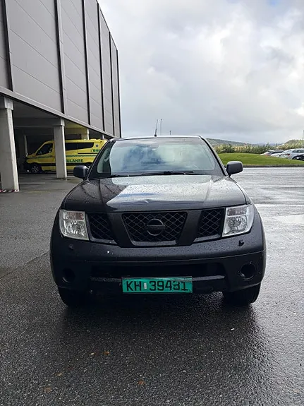 Nissan Navara 2006 photo 2