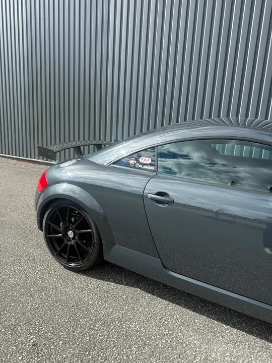 Audi Tt 2004 photo 2