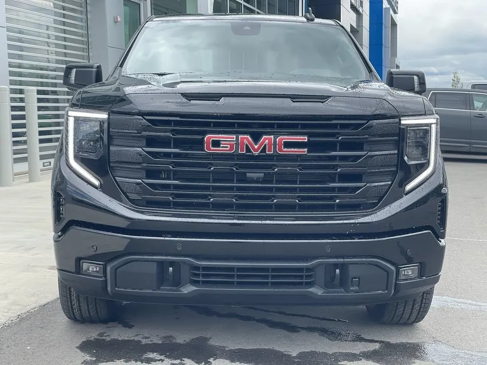 GMC Sierra 1500 2026 photo 2