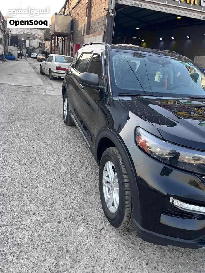 Ford Explorer 2023 photo 4