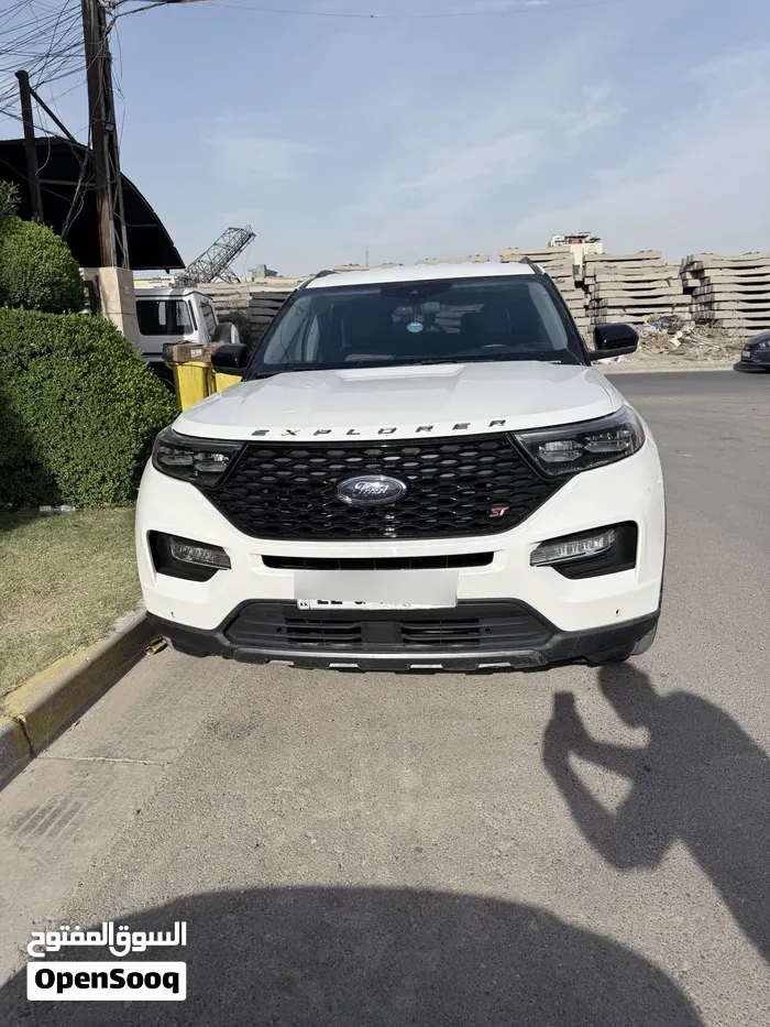 Ford Explorer 2023 photo 5