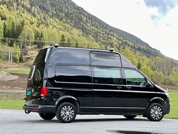 Volkswagen Transporter 2020 photo 2