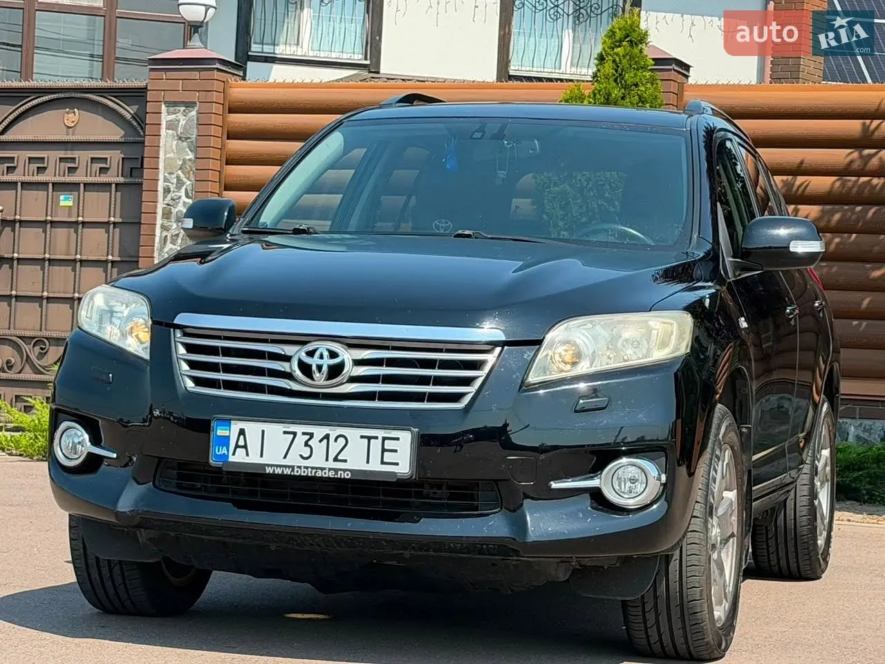 Toyota Rav4 2011 photo 2