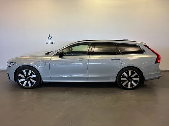 Volvo V90 2025 photo 3
