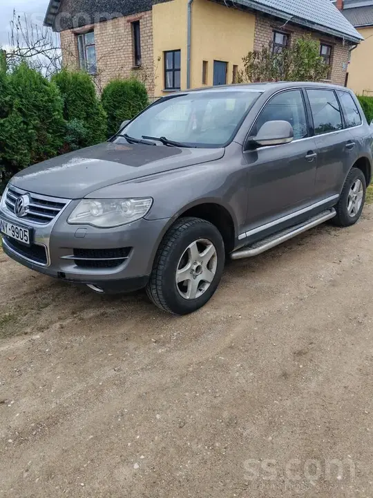 Volkswagen Touareg