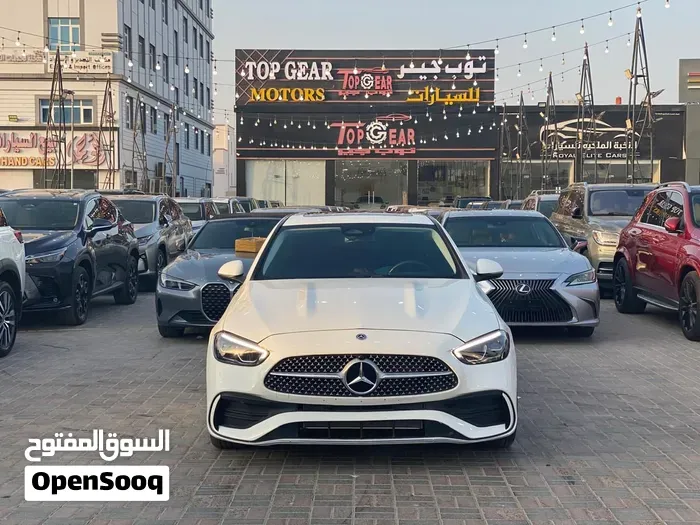 Mercedes-Benz C-Class 2025 photo 5