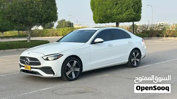 Mercedes-Benz C-Class 2025 photo 4