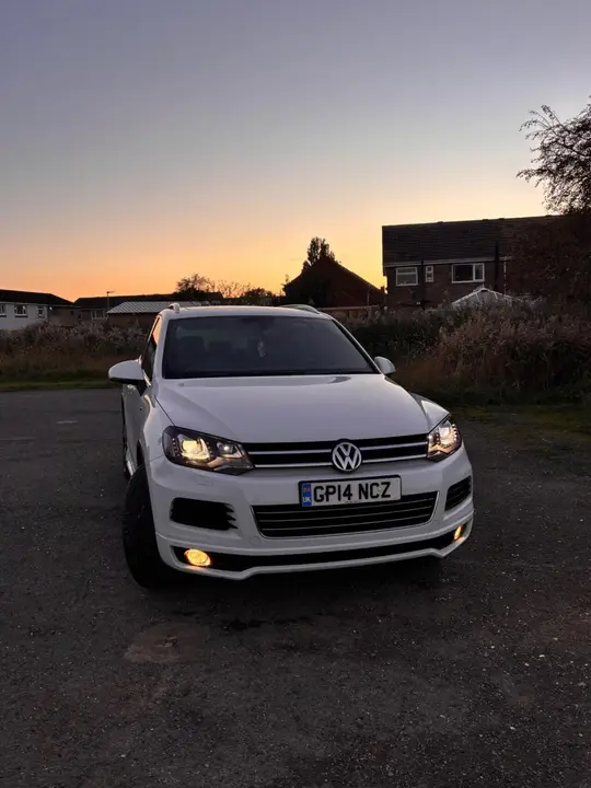 Volkswagen Touareg 2014 photo 2