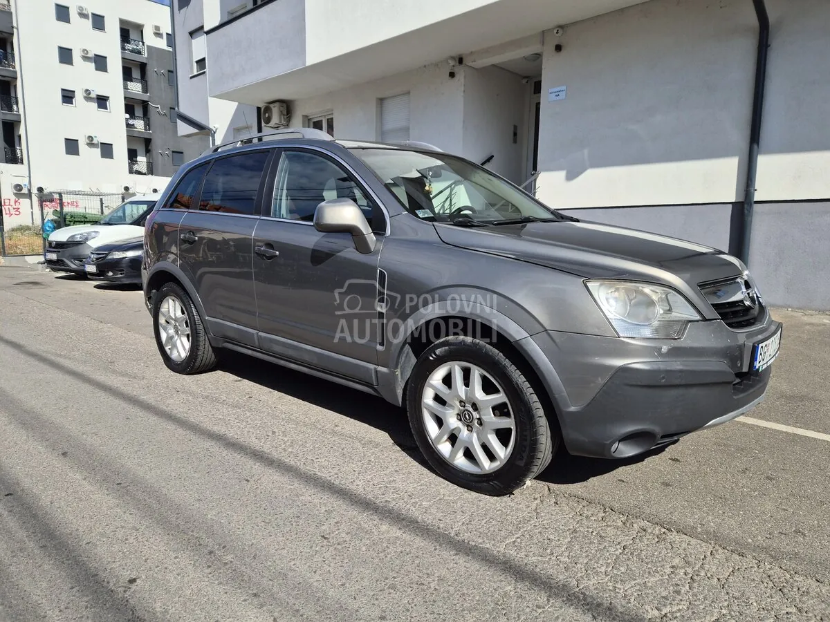 Opel Antara 2008 photo 2