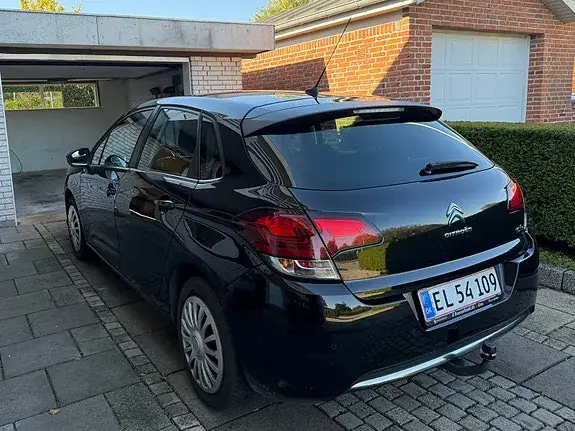 Citroen C4 2018 photo 3