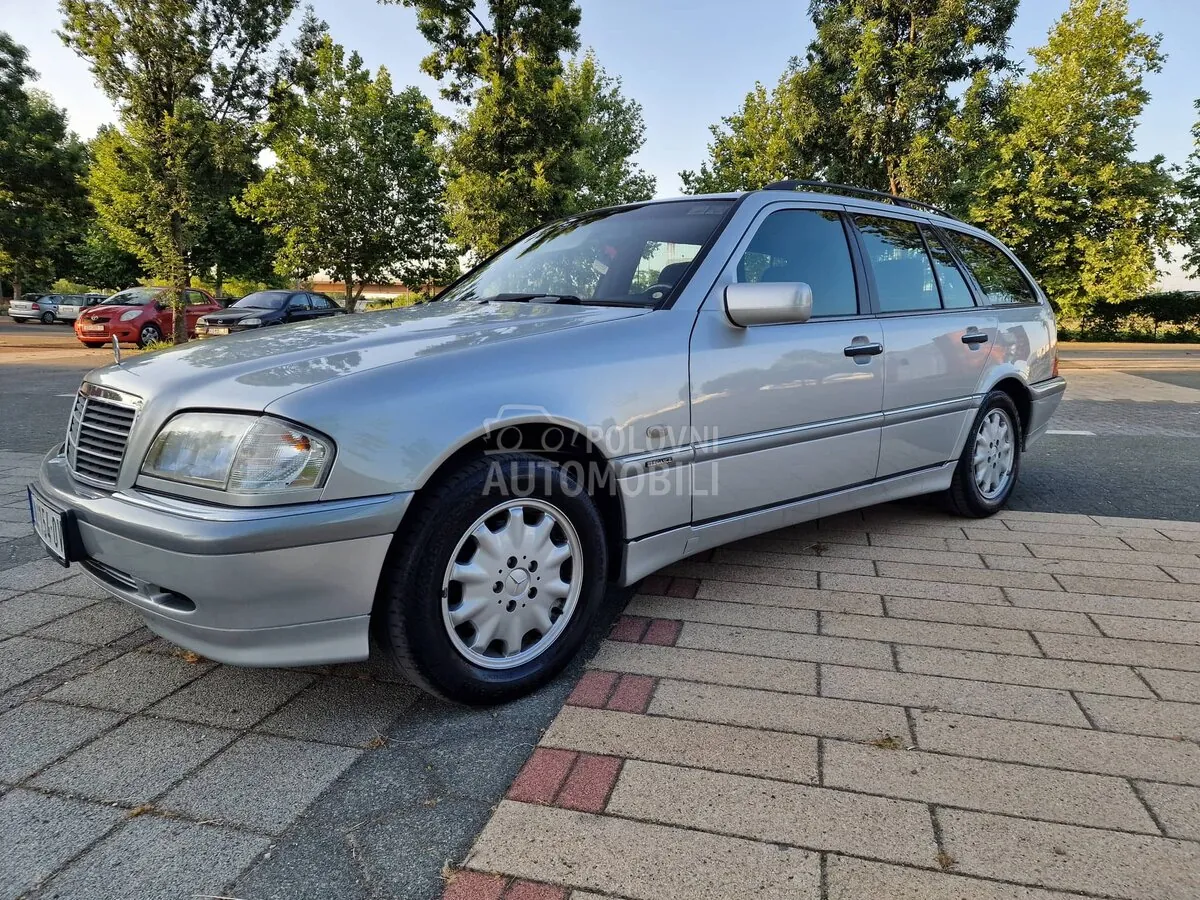 Mercedes-Benz C 220 2000 photo 3