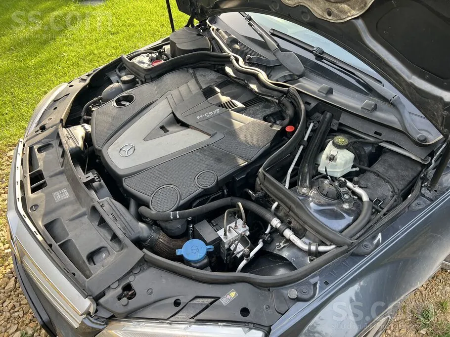 Mercedes-Benz C320 2008 photo 4