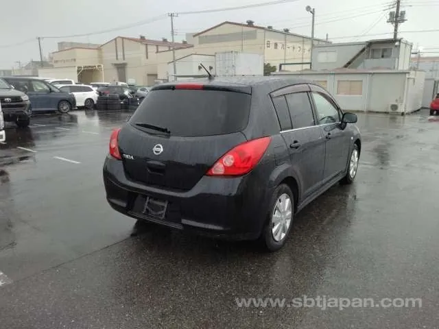 Nissan Tiida 2007 photo 4