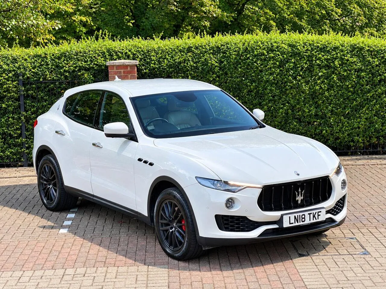 Maserati Levante 2018 photo 2
