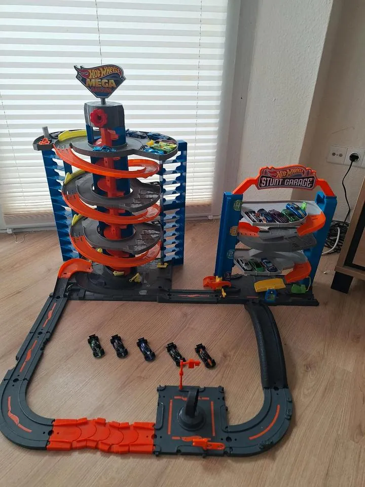Hot Wheels Konvult