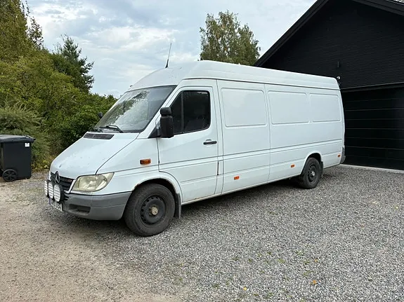 Mercedes-Benz Sprinter 313
