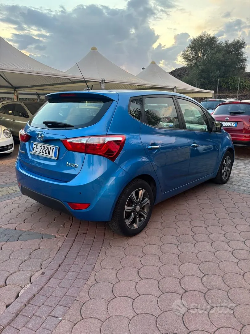 Hyundai Ix20 2016 photo 4