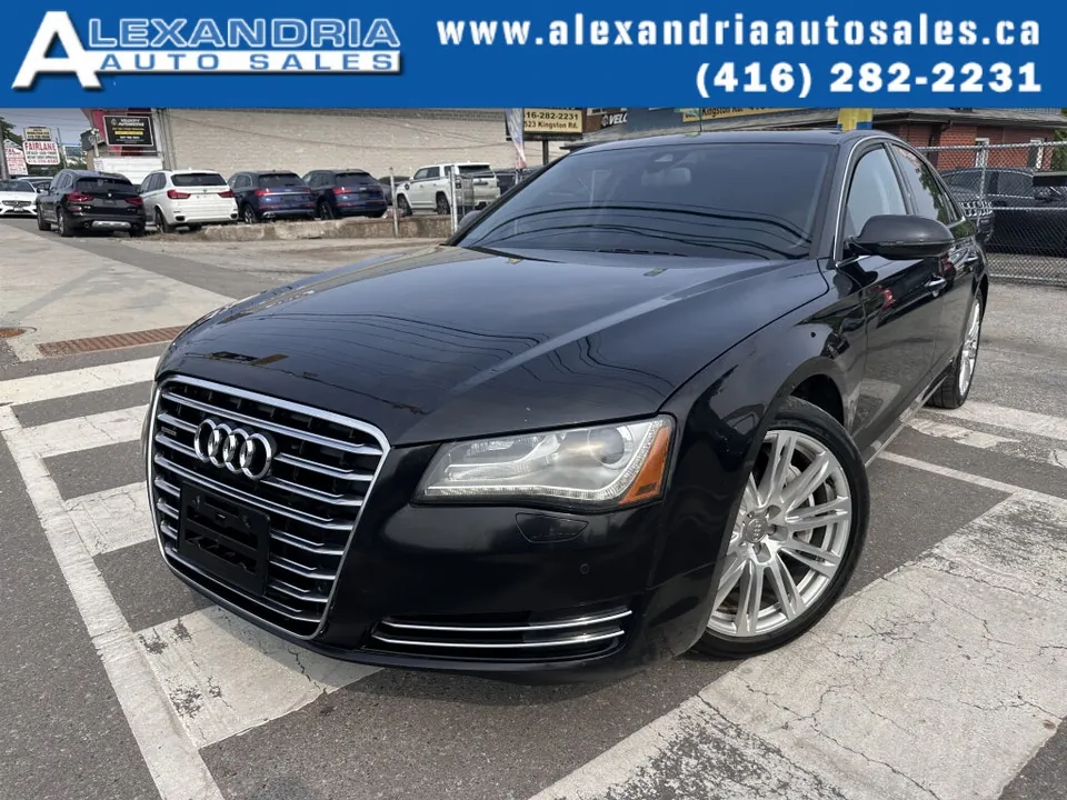 Audi A8 2012 photo 2