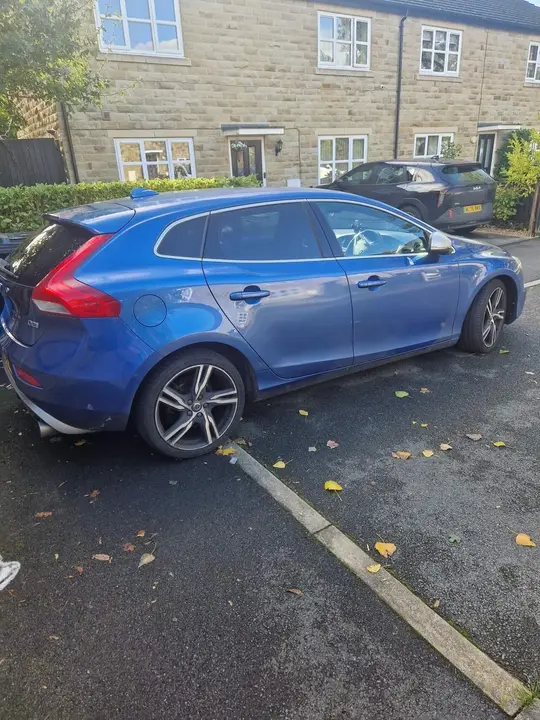 Volvo V40