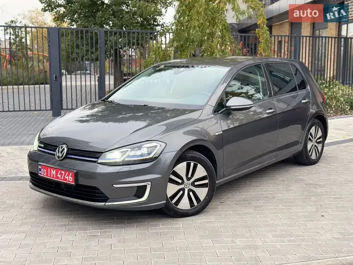 Volkswagen E-Golf 2017 photo 3