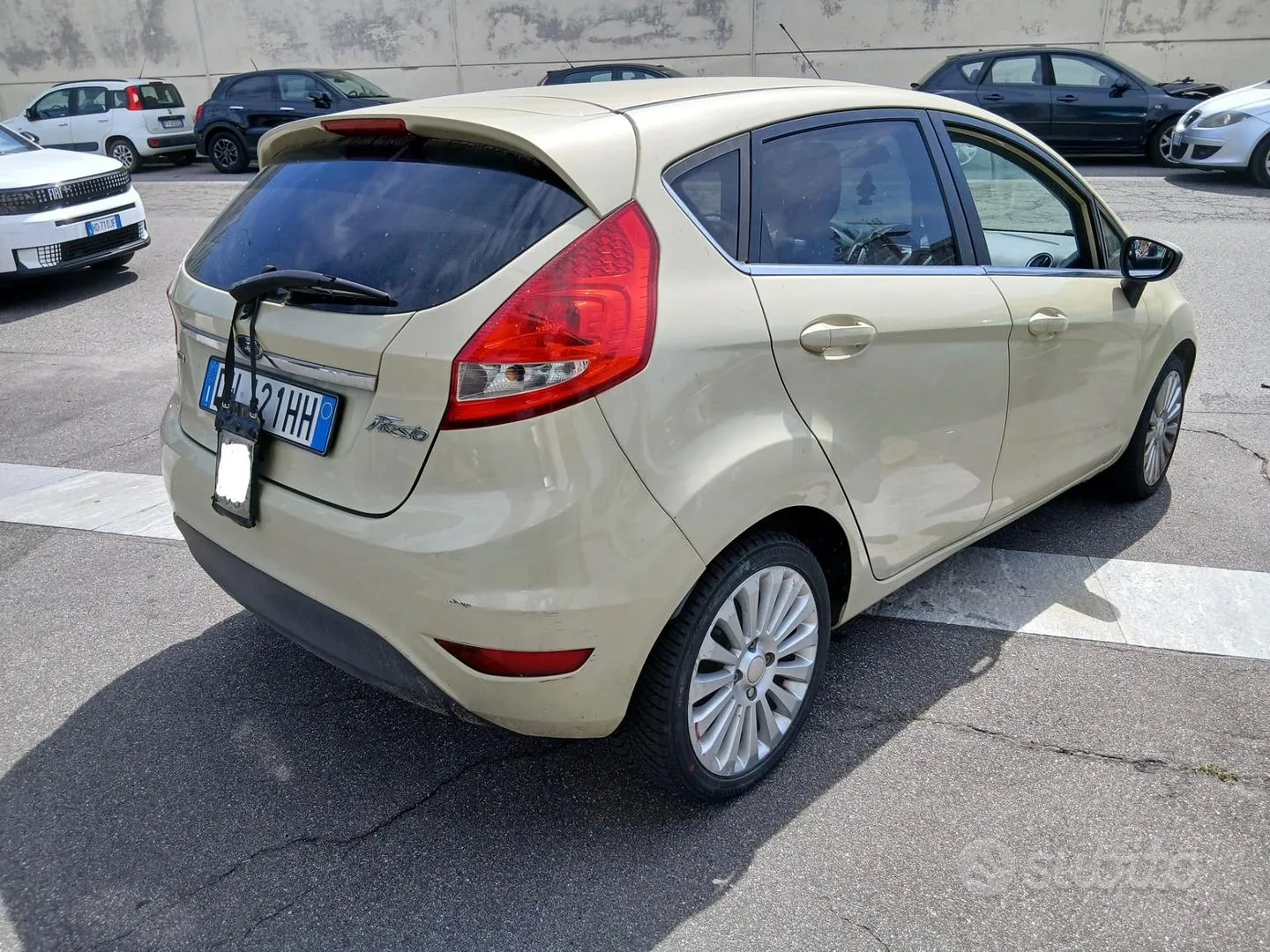 Ford Fiesta 2010 photo 3