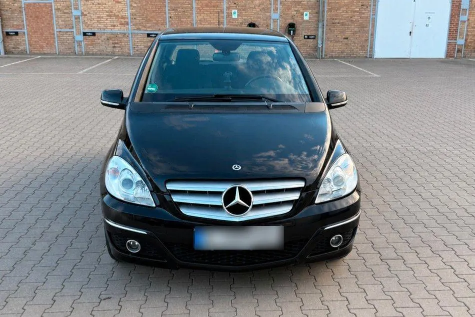Mercedes-Benz B 170