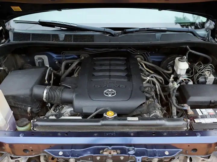 Toyota Tundra 2011 photo 5