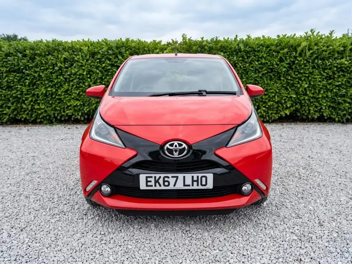 Toyota Aygo 2017 photo 2