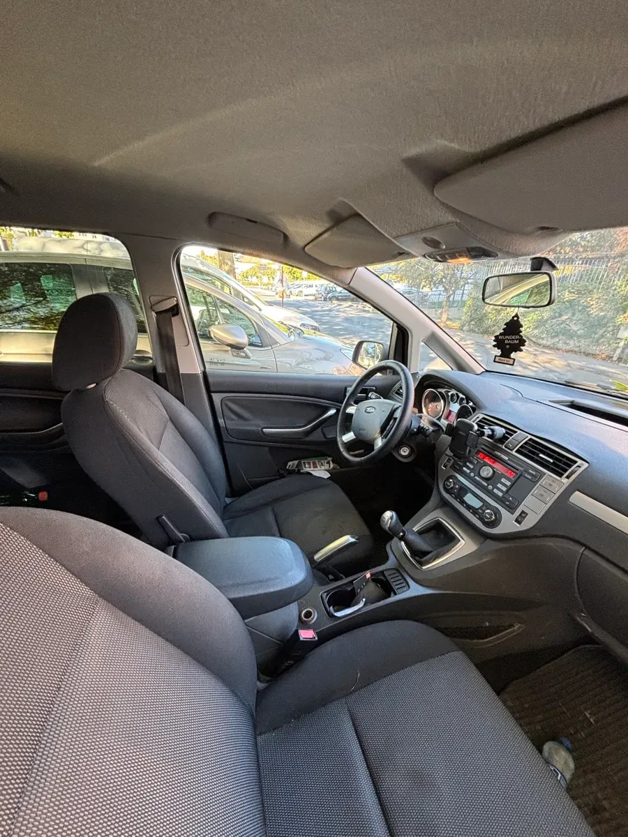 Ford C-Max 2010 photo 3