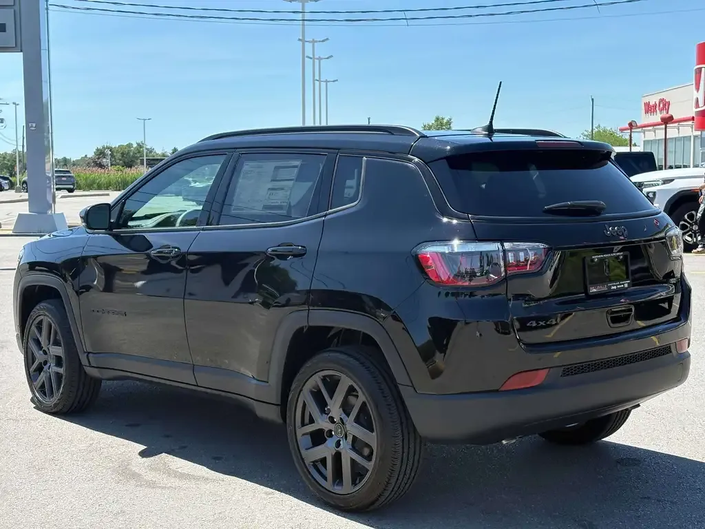 Jeep Compass 2026 photo 2