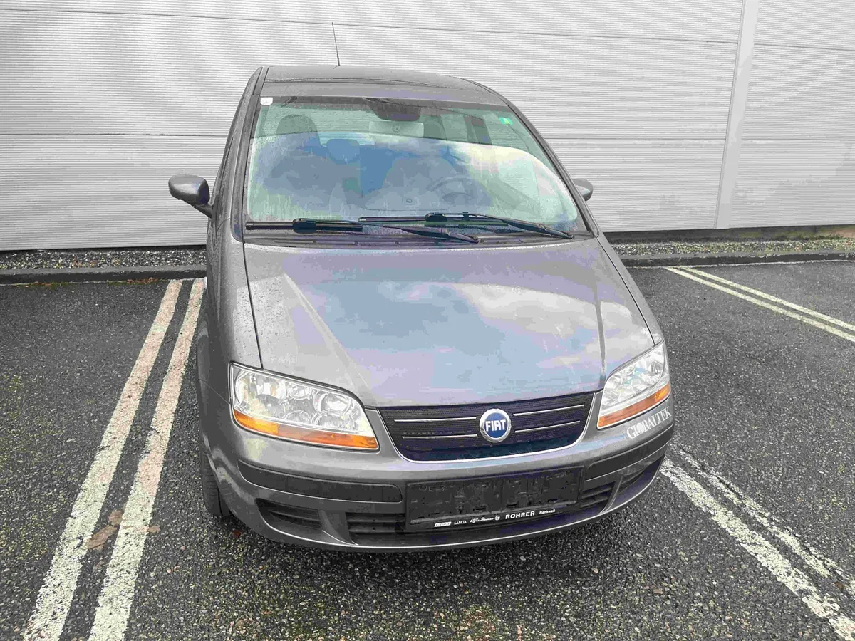 Fiat Idea 2002 photo 3