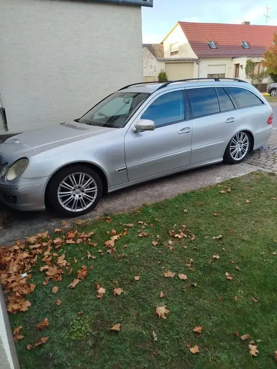 Mercedes-Benz E 220 Cdi