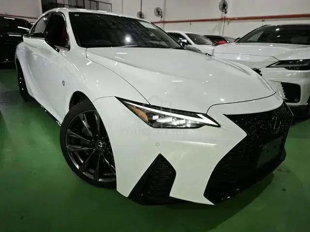 Lexus Is300