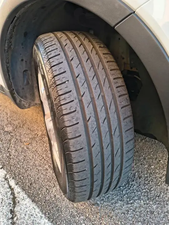 Ford Kuga 2010 photo 4