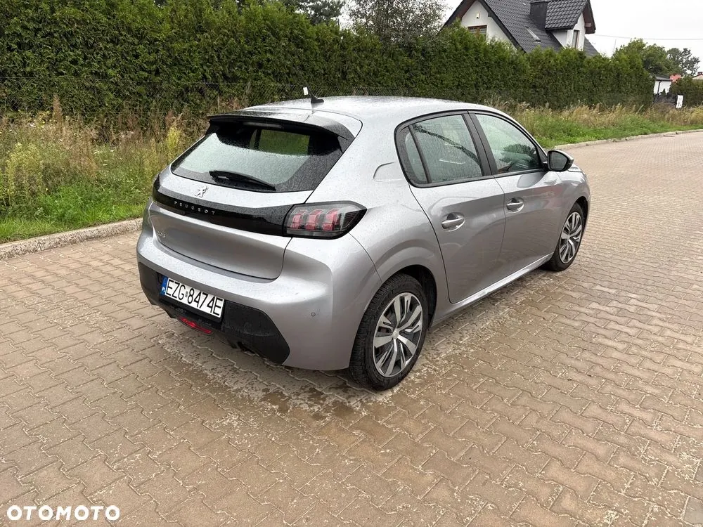Peugeot 208 2020 photo 5