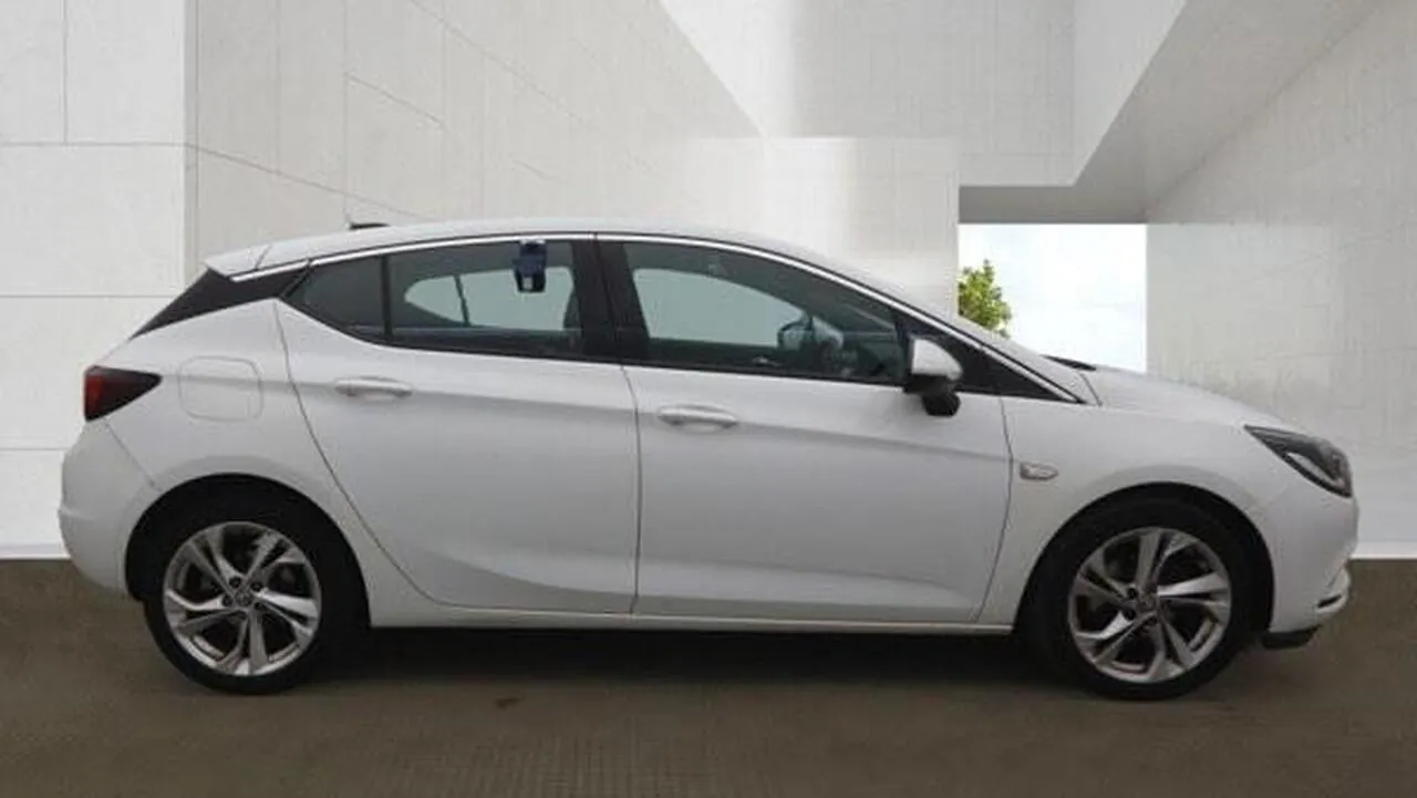 Vauxhall Astra 2016 photo 5