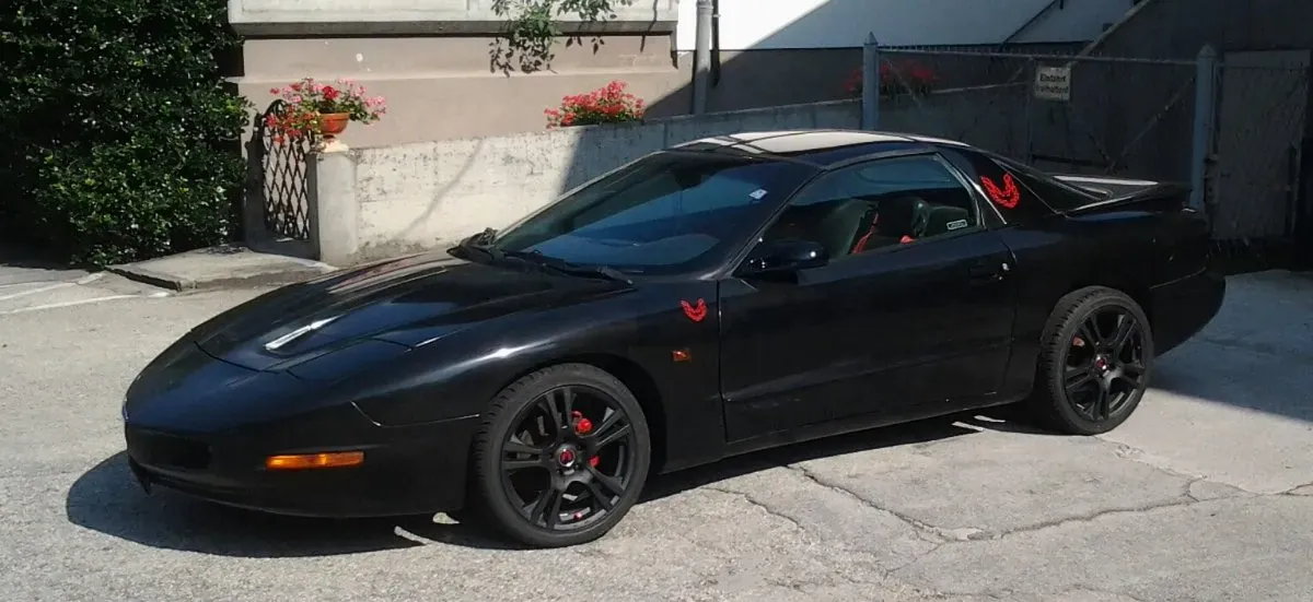 Pontiac Firebird 1994 photo 2