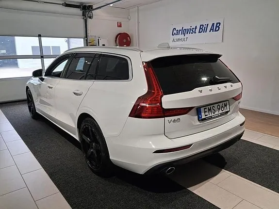 Volvo V60 2021 photo 5