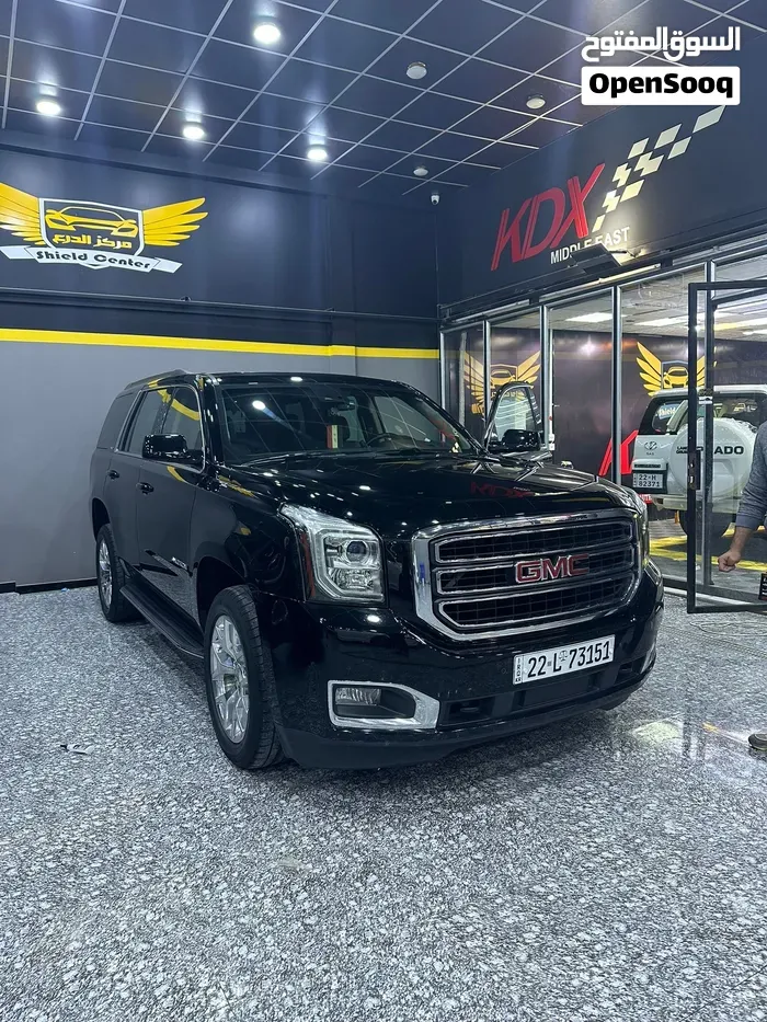GMC Yukon 2017 photo 2