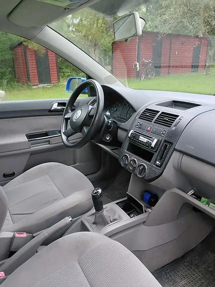 Volkswagen Polo 2002 photo 3