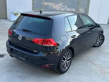Volkswagen Golf 2017 photo 2