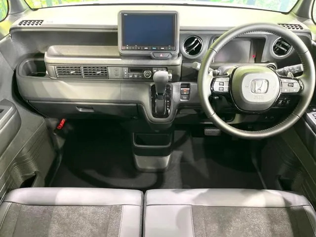 Honda N-Box Custom 2026 photo 2