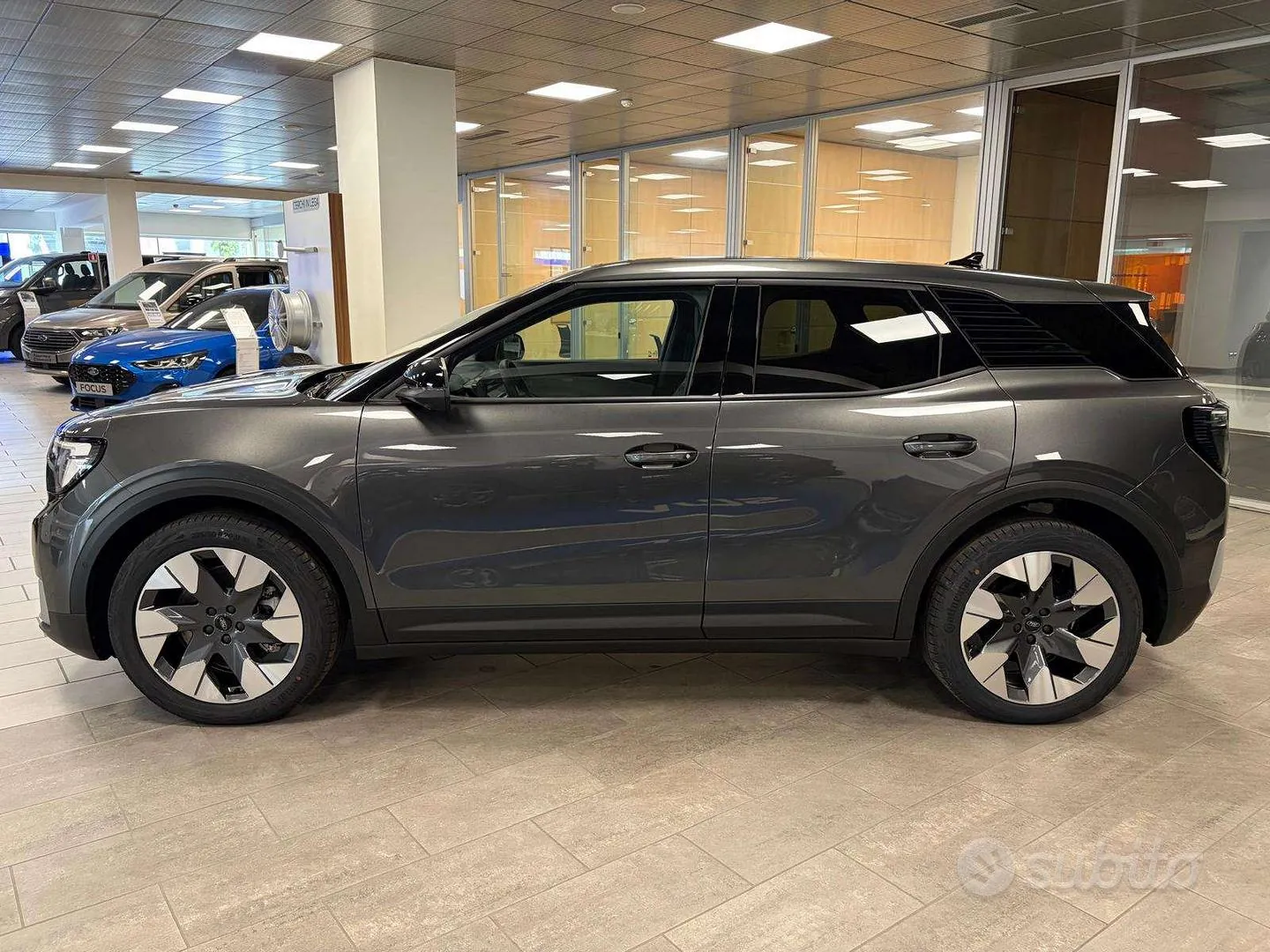 Ford Explorer 2024 photo 4