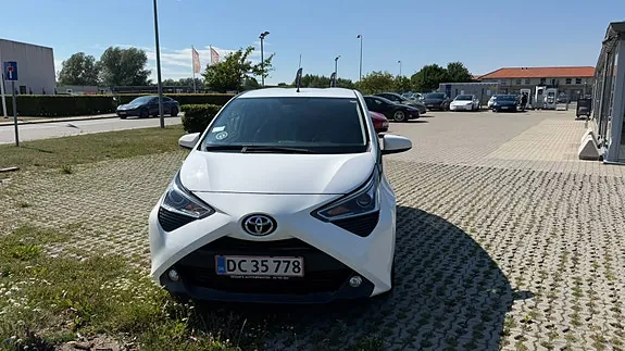 Toyota Aygo 2021 photo 2