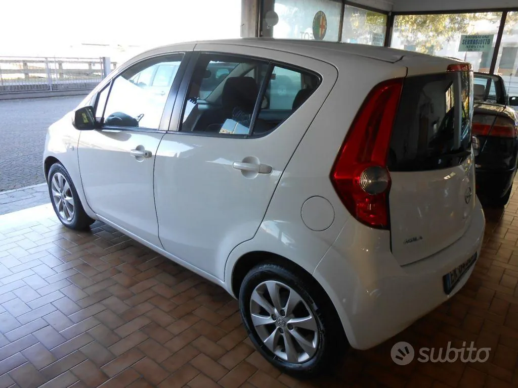 Opel Agila 2013 photo 4