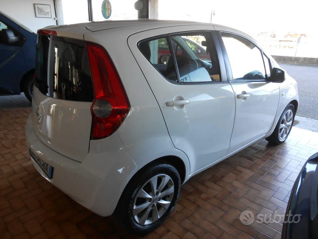 Opel Agila 2013 photo 3