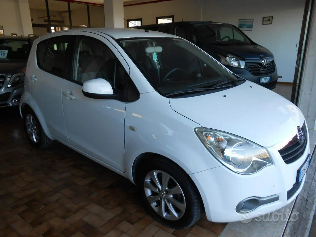 Opel Agila 2013 photo 2