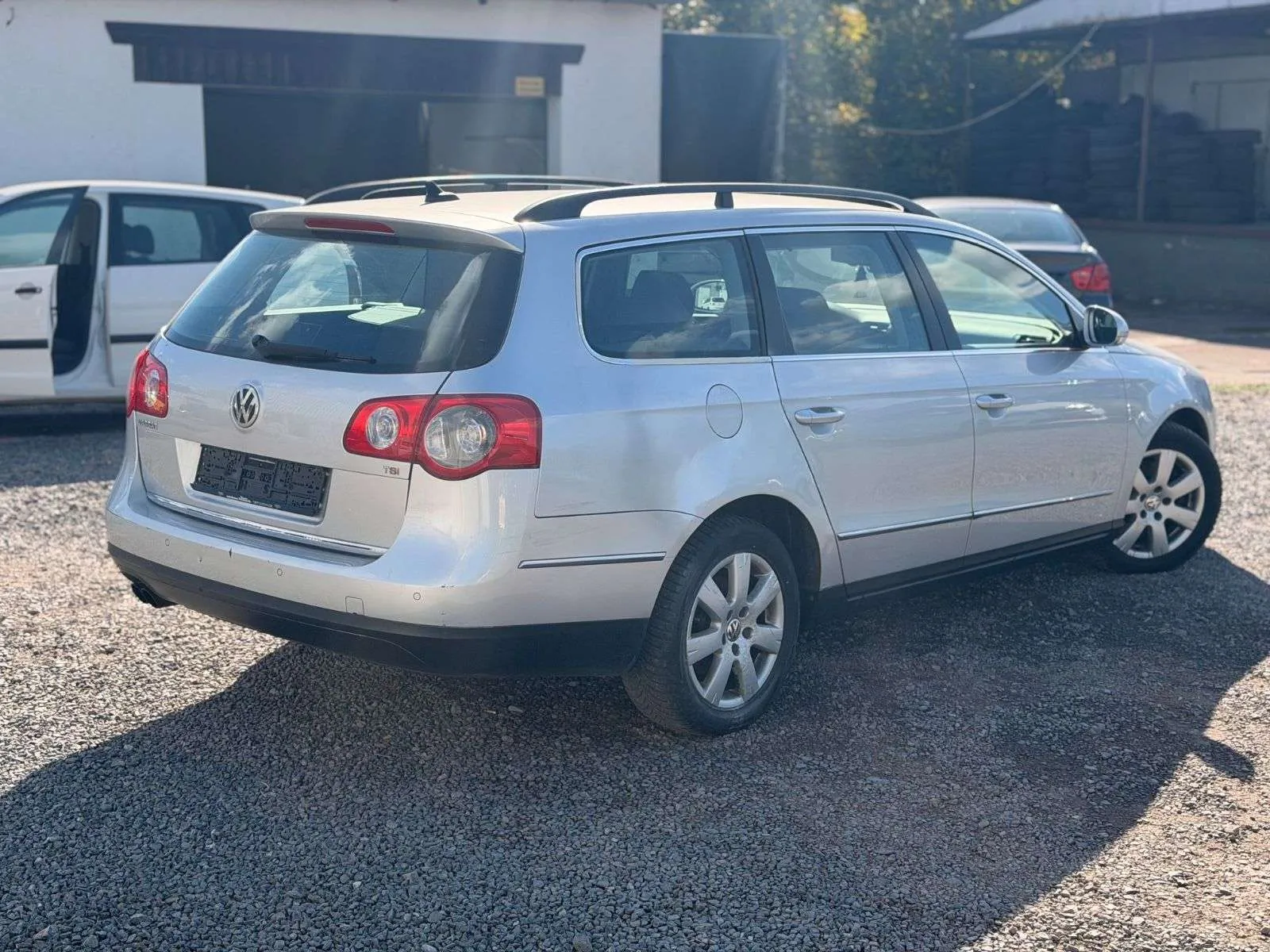Volkswagen Passat 2010 photo 3